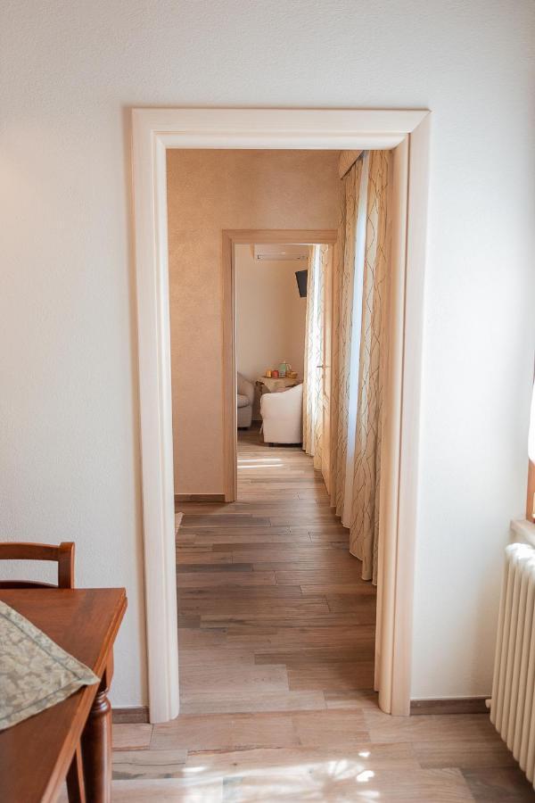 I Due Cipressi Guest House Torrenieri Bagian luar foto