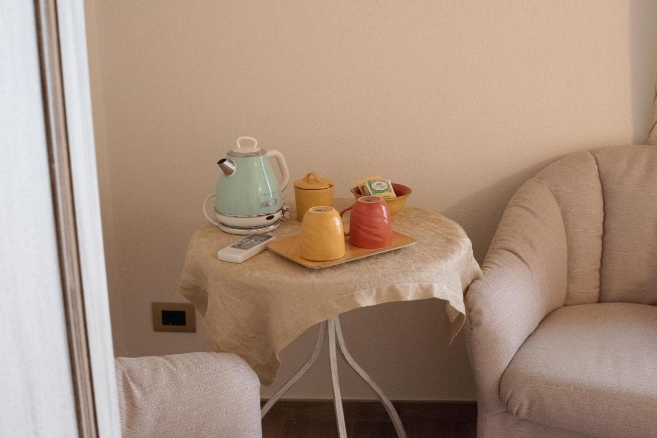 I Due Cipressi Guest House Torrenieri Bagian luar foto