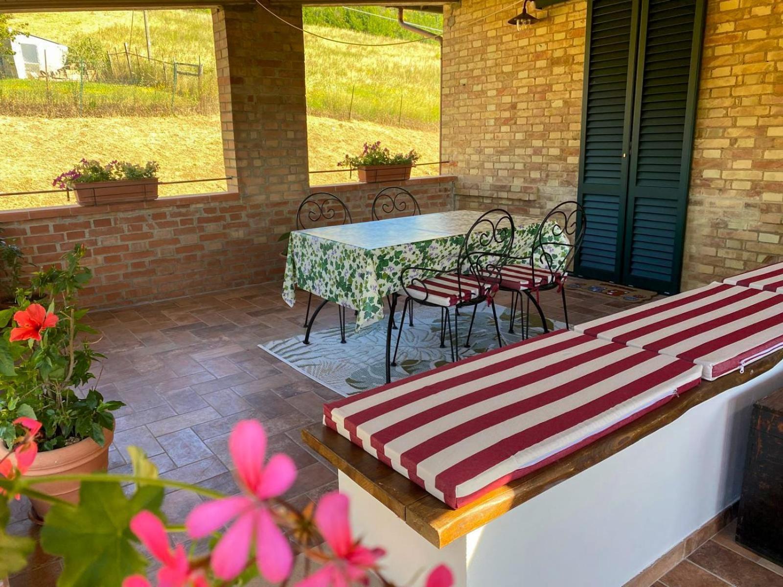 I Due Cipressi Guest House Torrenieri Ruang foto