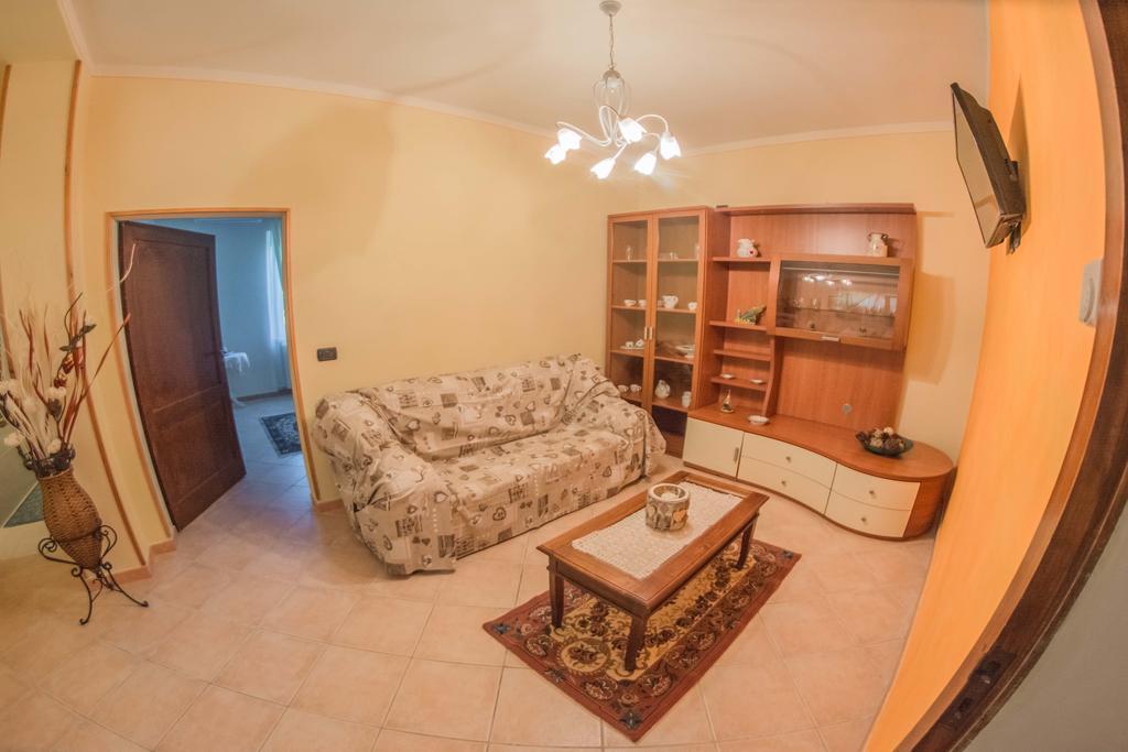 I Due Cipressi Guest House Torrenieri Bagian luar foto