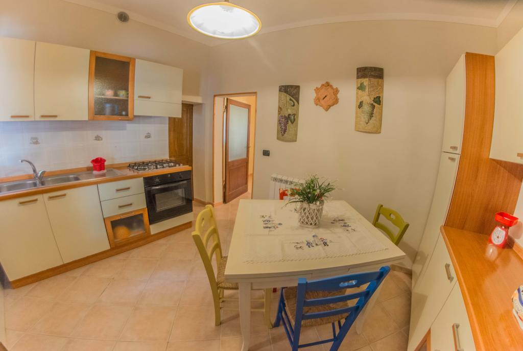 I Due Cipressi Guest House Torrenieri Bagian luar foto
