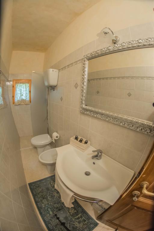 I Due Cipressi Guest House Torrenieri Bagian luar foto